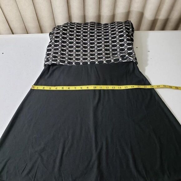 Max Studio Women’s Geometric Fit & Flare Dress Scoop Neck, Black/Grey Gray - Picture 9 of 10